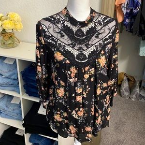 NWT A.Byer Black Floral High Neck Lace Blouse Size Small